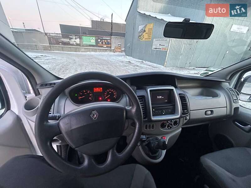 Микроавтобус грузовой (до 3,5т) Renault Trafic 2011 в Киеве