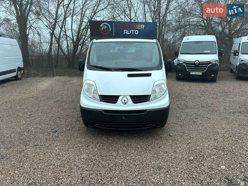 Вантажний фургон Renault Trafic 2013 в Рівному