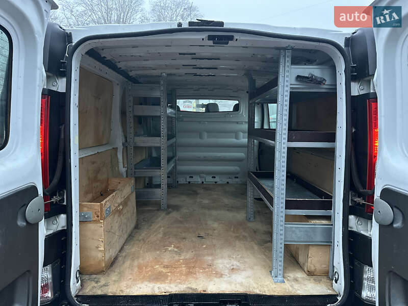 Вантажний фургон Renault Trafic 2013 в Рівному