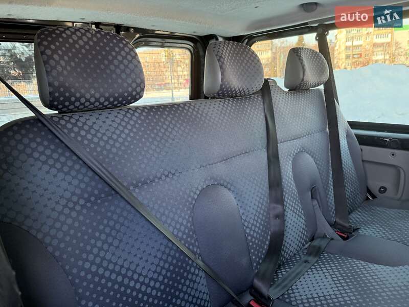 Минивэн Renault Trafic 2007 в Ровно