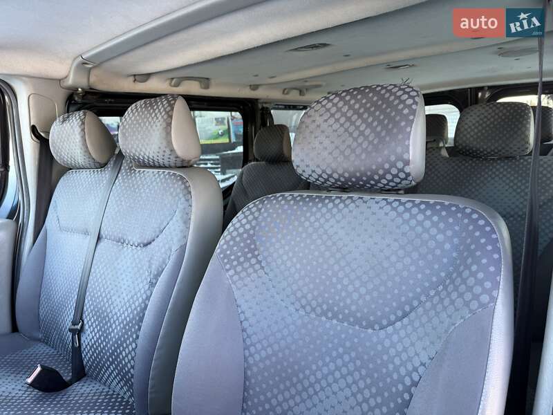 Минивэн Renault Trafic 2007 в Ровно