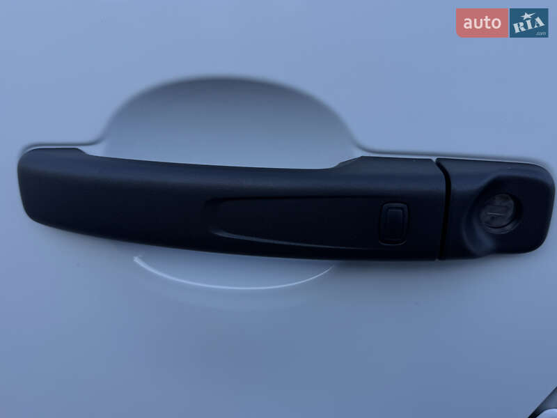 Минивэн Renault Trafic 2022 в Ивано-Франковске