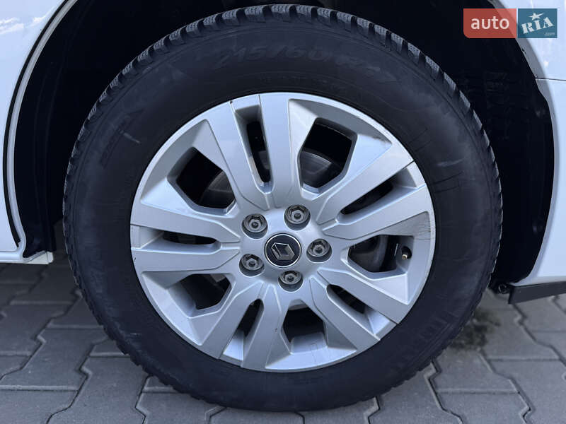 Минивэн Renault Trafic 2022 в Ивано-Франковске