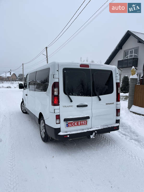 Минивэн Renault Trafic 2015 в Калуше