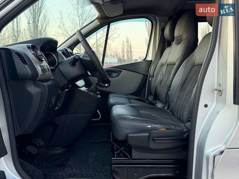 Минивэн Renault Trafic 2016 в Одессе фото 14 Минивэн Renault Trafic 2016 в Одессе