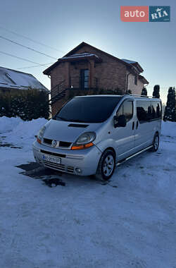 Мінівен Renault Trafic 2004 в Рівному