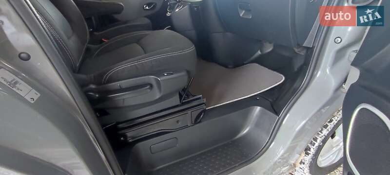 Минивэн Renault Trafic 2017 в Луцке фото 30 Минивэн Renault Trafic 2017 в Луцке