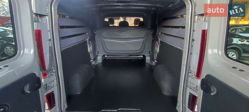 Минивэн Renault Trafic 2017 в Луцке фото 43 Минивэн Renault Trafic 2017 в Луцке