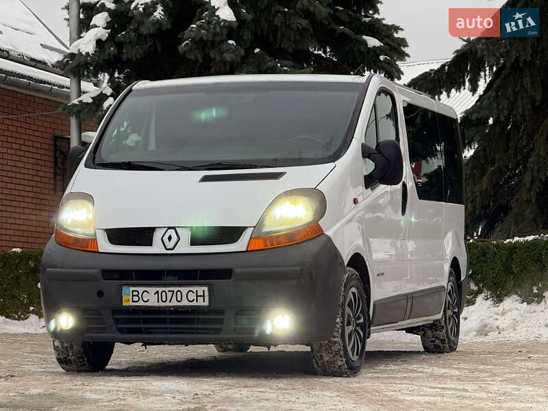 Минивэн Renault Trafic 2004 в Кременце