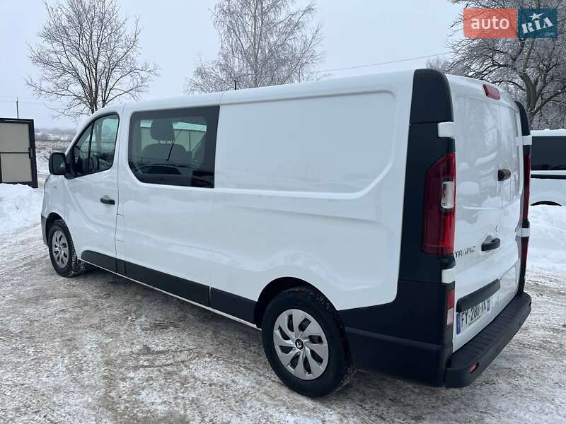 Грузопассажирский фургон Renault Trafic 2021 в Дубно