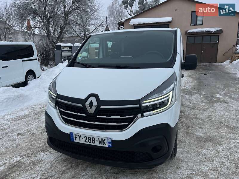 Грузопассажирский фургон Renault Trafic 2021 в Дубно
