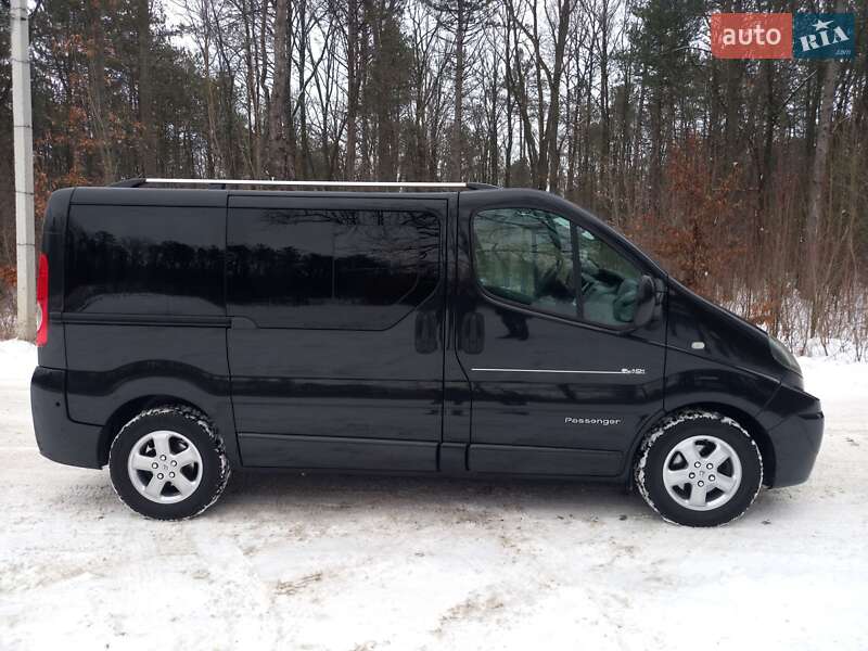 Мінівен Renault Trafic 2012 в Хотині