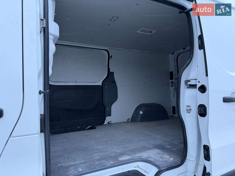 Грузовой фургон Renault Trafic 2016 в Радивилове фото 26 Грузовой фургон Renault Trafic 2016 в Радивилове