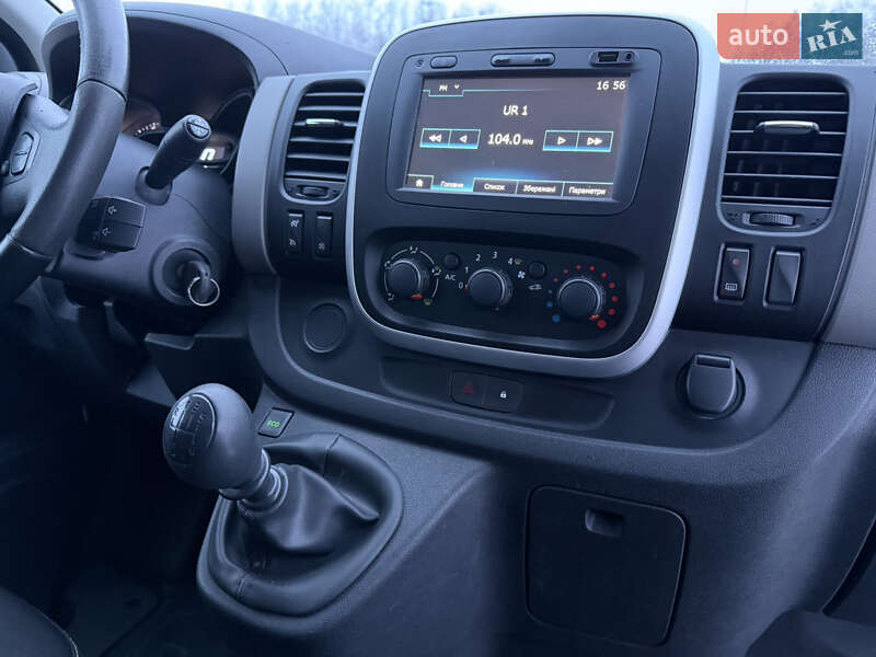 Грузовой фургон Renault Trafic 2016 в Радивилове фото 40 Грузовой фургон Renault Trafic 2016 в Радивилове