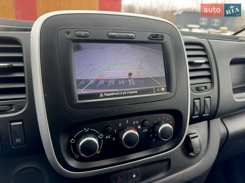 Грузопассажирский фургон Renault Trafic 2020 в Дубно