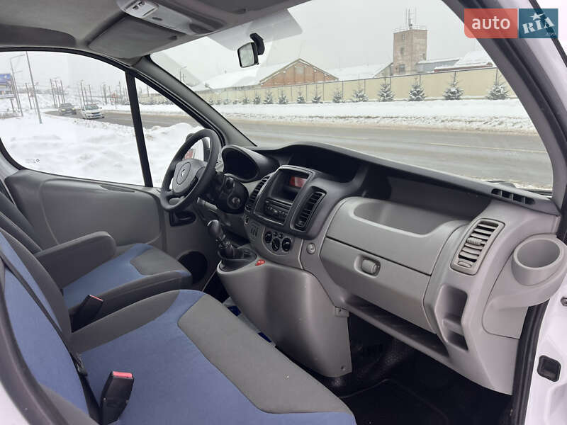 Минивэн Renault Trafic 2012 в Ковеле фото 21 Минивэн Renault Trafic 2012 в Ковеле