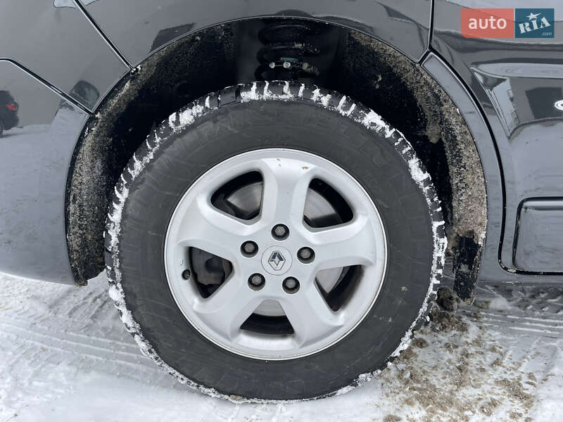 Мінівен Renault Trafic 2012 в Луцьку фото 26 Мінівен Renault Trafic 2012 в Луцьку