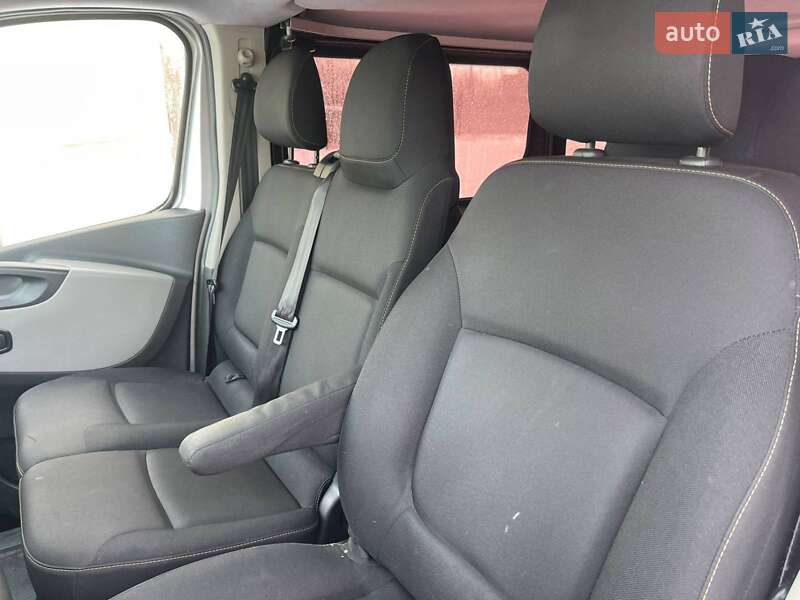 Минивэн Renault Trafic 2016 в Казатине фото 13 Минивэн Renault Trafic 2016 в Казатине