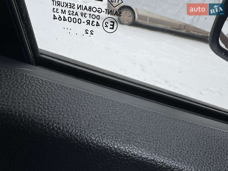 Минивэн Renault Trafic 2022 в Дубно фото 18 Минивэн Renault Trafic 2022 в Дубно