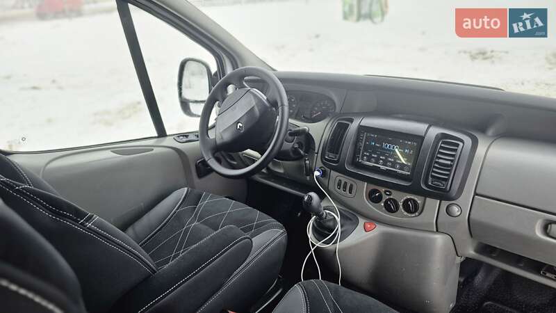 Минивэн Renault Trafic 2006 в Черновцах фото 5 Минивэн Renault Trafic 2006 в Черновцах