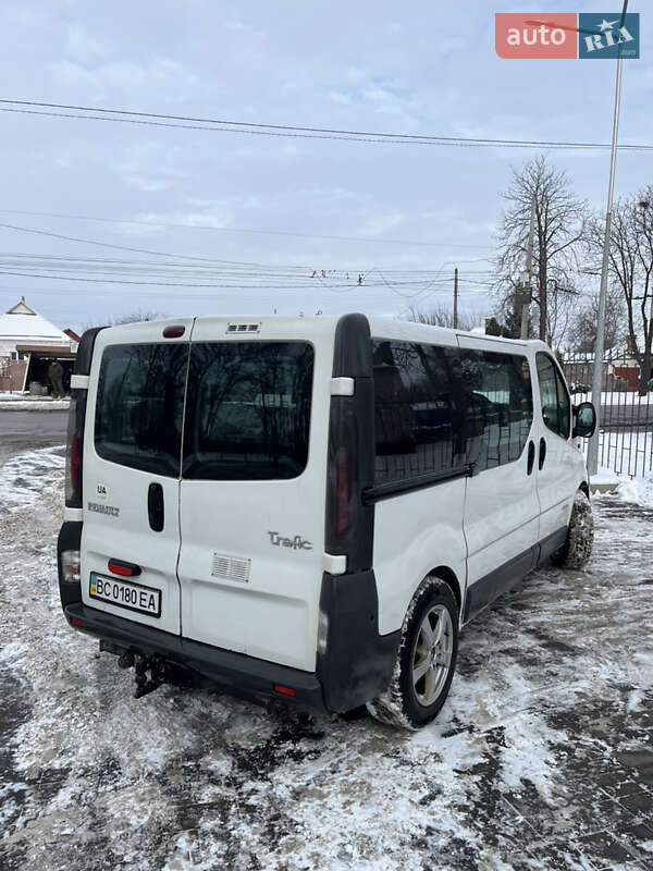 Минивэн Renault Trafic 2005 в Кривом Роге фото 3 Минивэн Renault Trafic 2005 в Кривом Роге