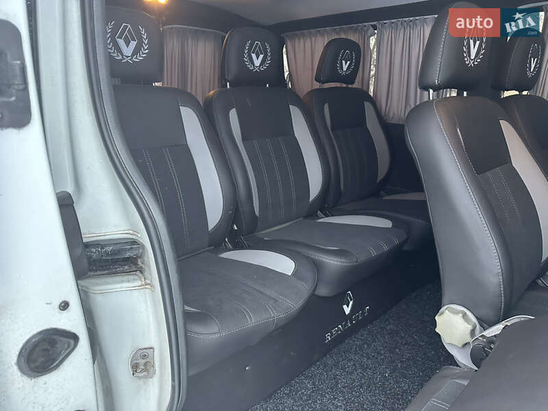 Мінівен Renault Trafic 2015 в Житомирі