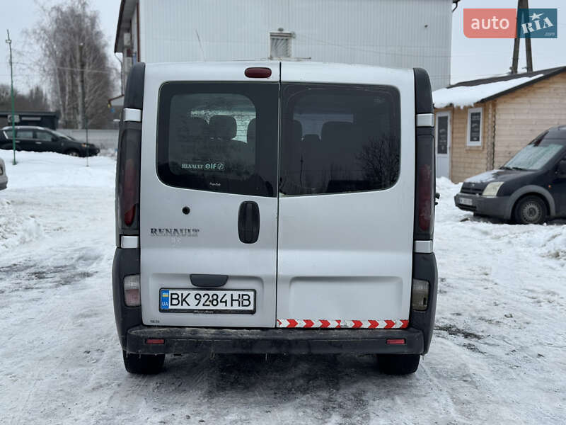 Минивэн Renault Trafic 2004 в Ровно