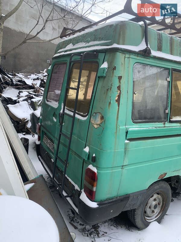 Мінівен Renault Trafic 1991 в Одесі фото 4 Мінівен Renault Trafic 1991 в Одесі