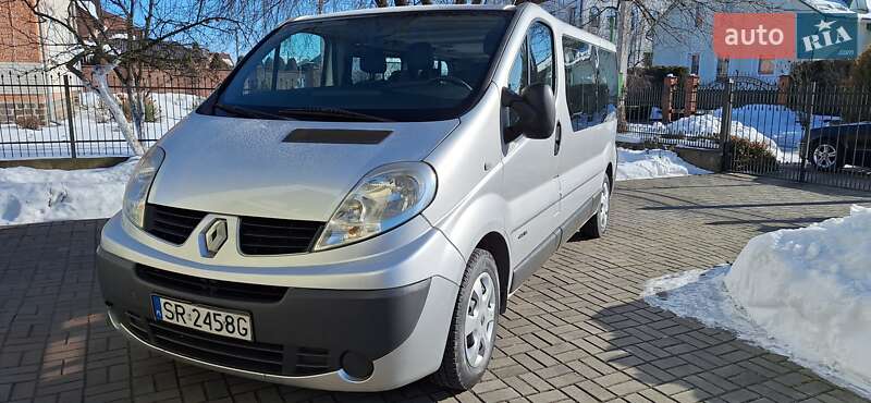 Мінівен Renault Trafic 2009 в Луцьку