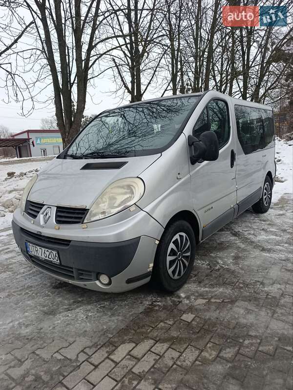 Мінівен Renault Trafic 2007 в Стрию фото Мінівен Renault Trafic 2007 в Стрию