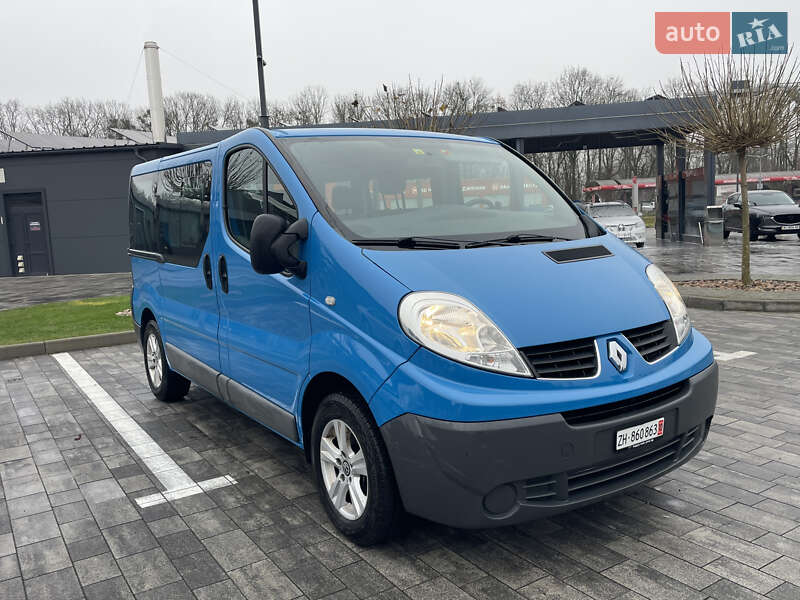 Минивэн Renault Trafic 2012 в Луцке