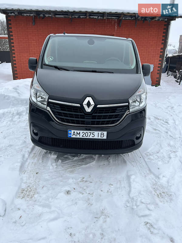 Минивэн Renault Trafic 2021 в Коростене