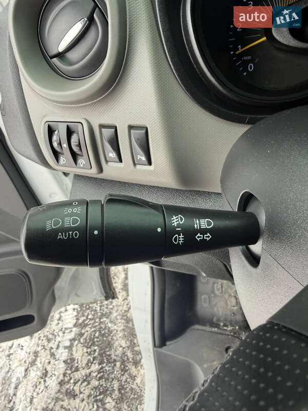 Мінівен Renault Trafic 2015 в Володимирі