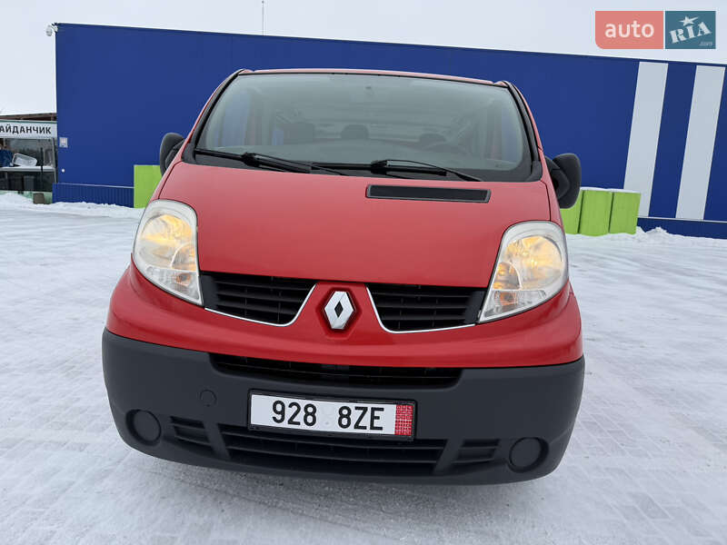 Мінівен Renault Trafic 2013 в Дубні