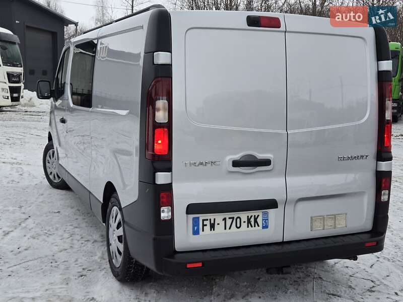 Вантажопасажирський фургон Renault Trafic 2020 в Луцьку