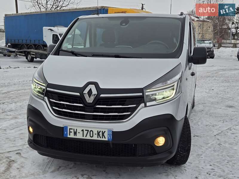 Вантажопасажирський фургон Renault Trafic 2020 в Луцьку