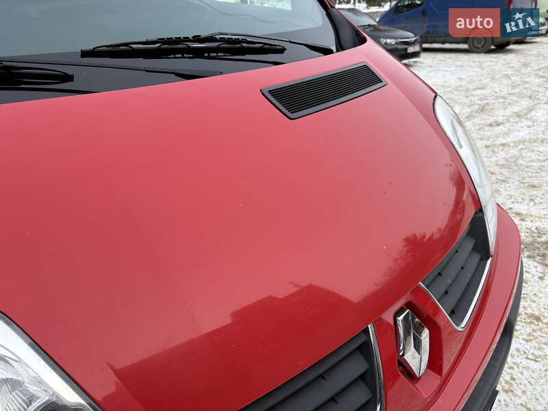 Мікроавтобус вантажний (до 3,5т) Renault Trafic 2014 в Харкові