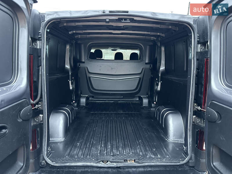 Минивэн Renault Trafic 2018 в Ровно