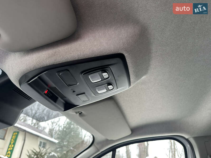 Вантажний фургон Renault Trafic 2023 в Дрогобичі