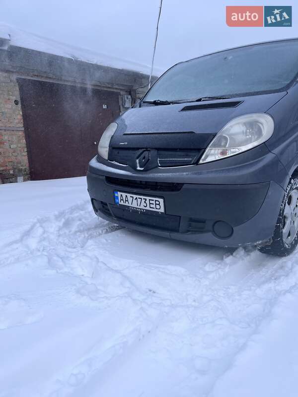 Вантажний фургон Renault Trafic 2013 в Києві