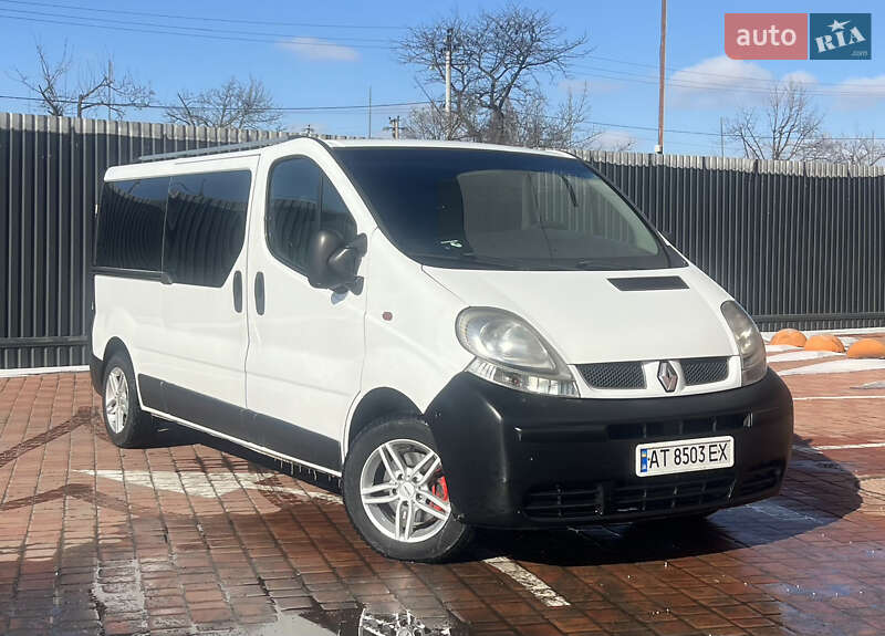Мінівен Renault Trafic 2006 в Одесі
