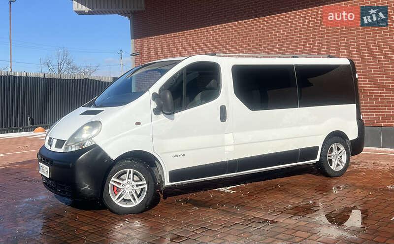 Мінівен Renault Trafic 2006 в Одесі