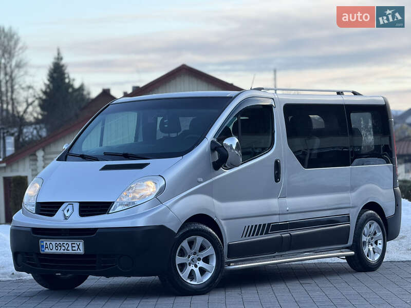 Минивэн Renault Trafic 2007 в Межгорье