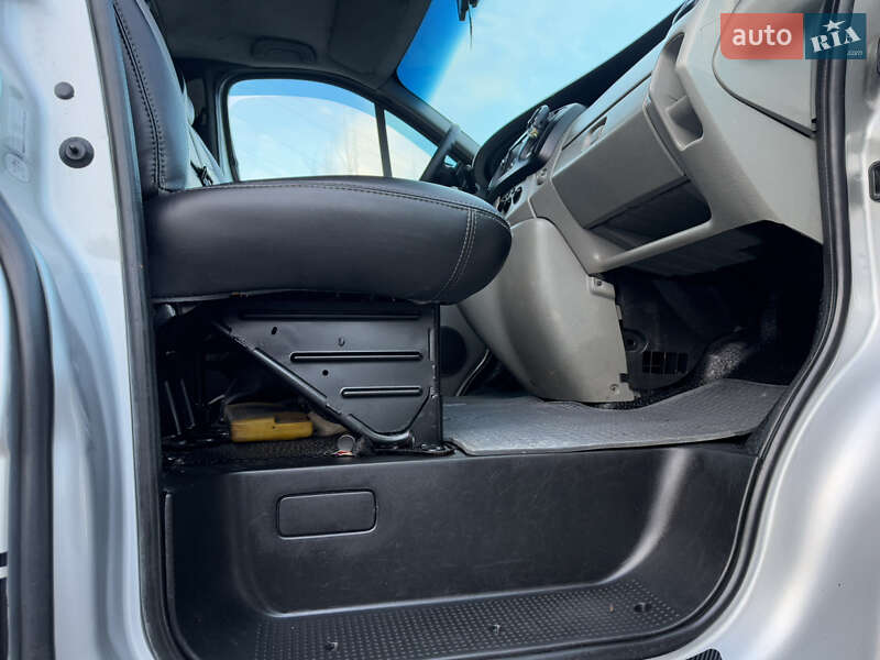 Минивэн Renault Trafic 2007 в Межгорье