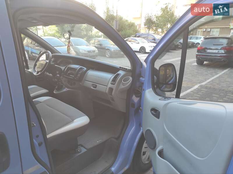 Мінівен Renault Trafic 2006 в Вінниці фото 14 Мінівен Renault Trafic 2006 в Вінниці