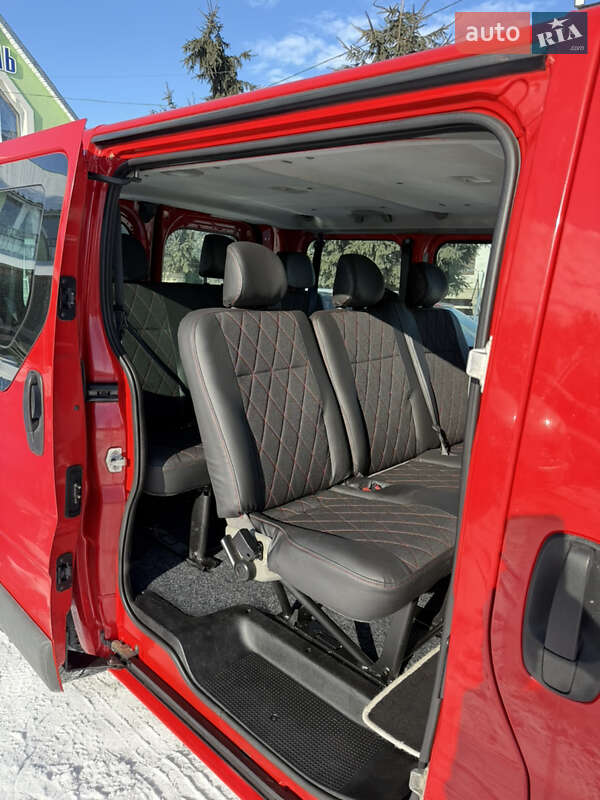 Мінівен Renault Trafic 2013 в Дубні