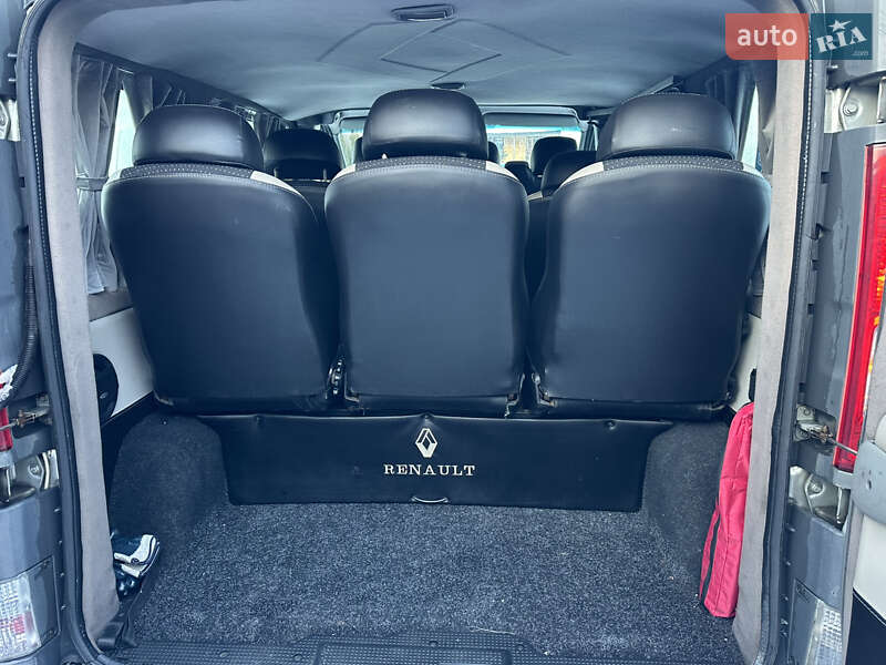 Минивэн Renault Trafic 2007 в Делятине