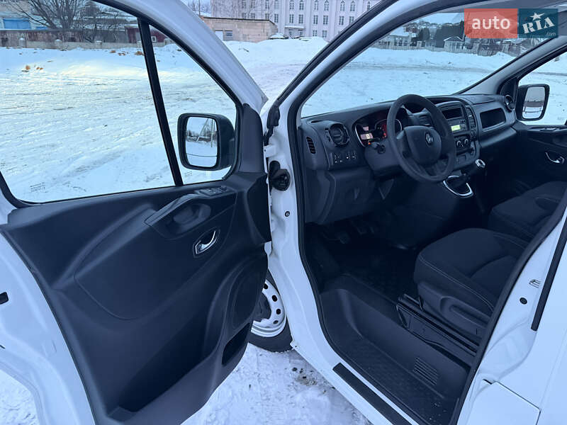 Вантажний фургон Renault Trafic 2022 в Рівному