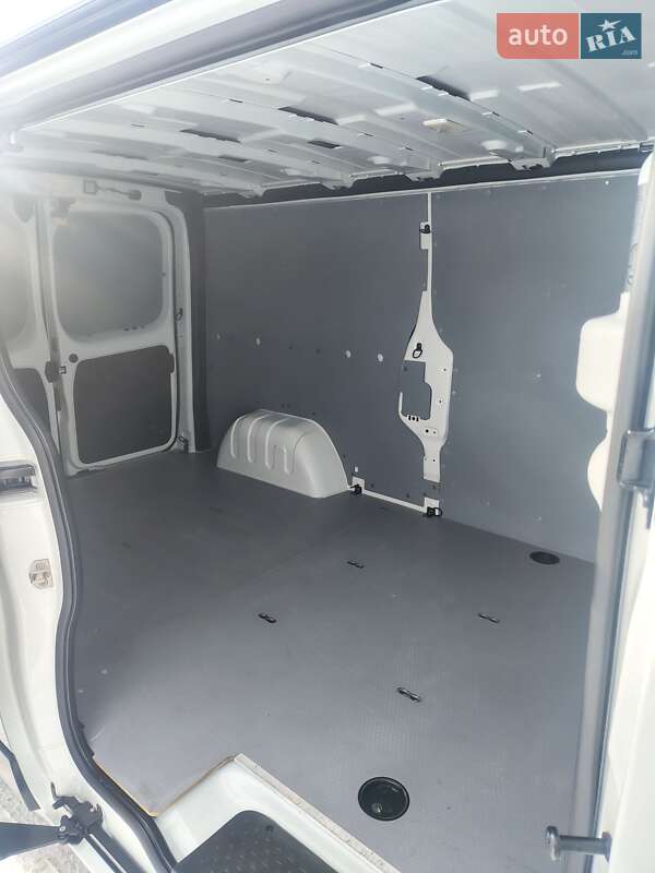 Вантажний фургон Renault Trafic 2020 в Дубні фото 14 Вантажний фургон Renault Trafic 2020 в Дубні