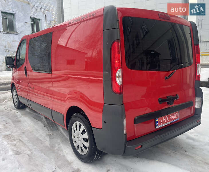 Мінівен Renault Trafic 2012 в Бродах